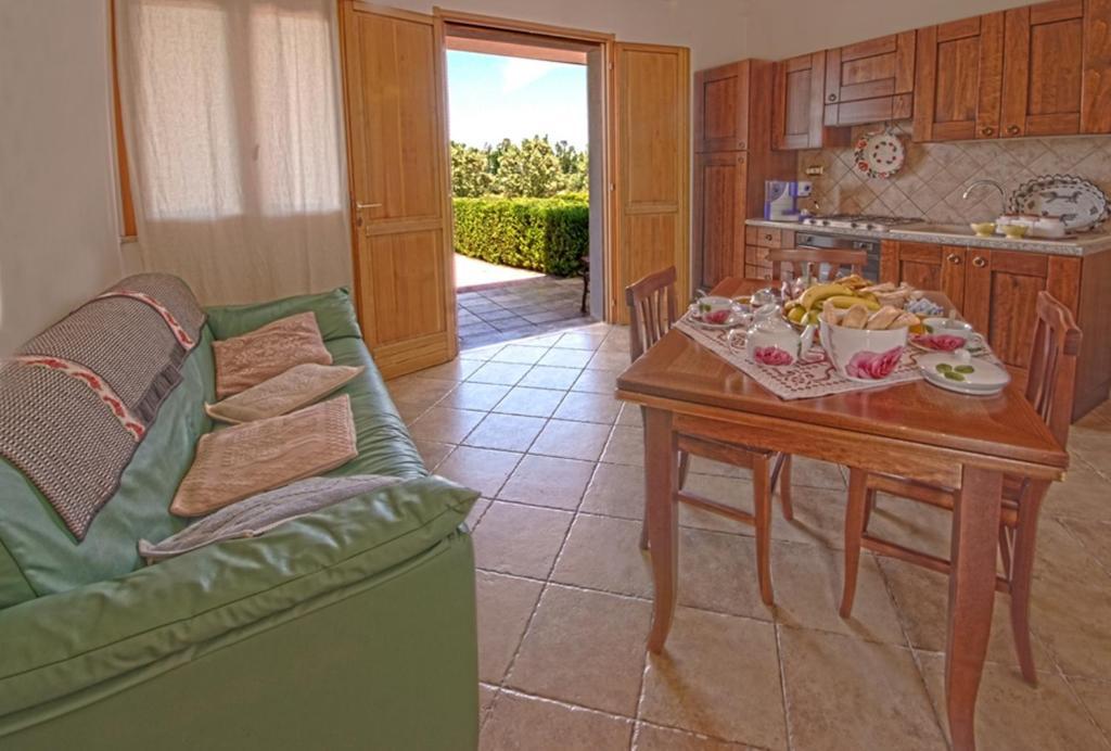 Agriturismo Sa Suerera Olmedo Bagian luar foto