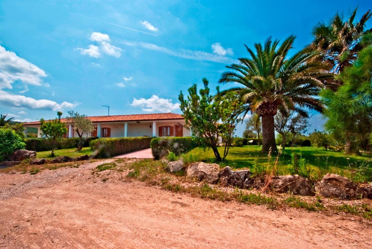 Agriturismo Sa Suerera Olmedo Bagian luar foto