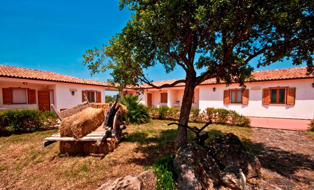 Agriturismo Sa Suerera Olmedo Bagian luar foto
